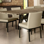 Mesa de comedor extensible de madera maciza con base de metal