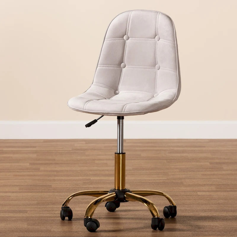 Silla de oficina giratoria de terciopelo con base de metal dorado