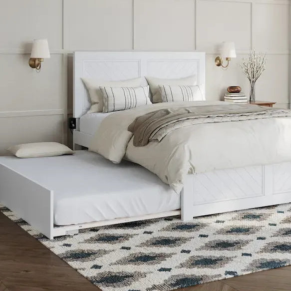 Canyon Full Platform Bed with Matching Footboard & Full Trundle